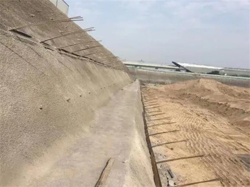 瑞金河道边坡加固